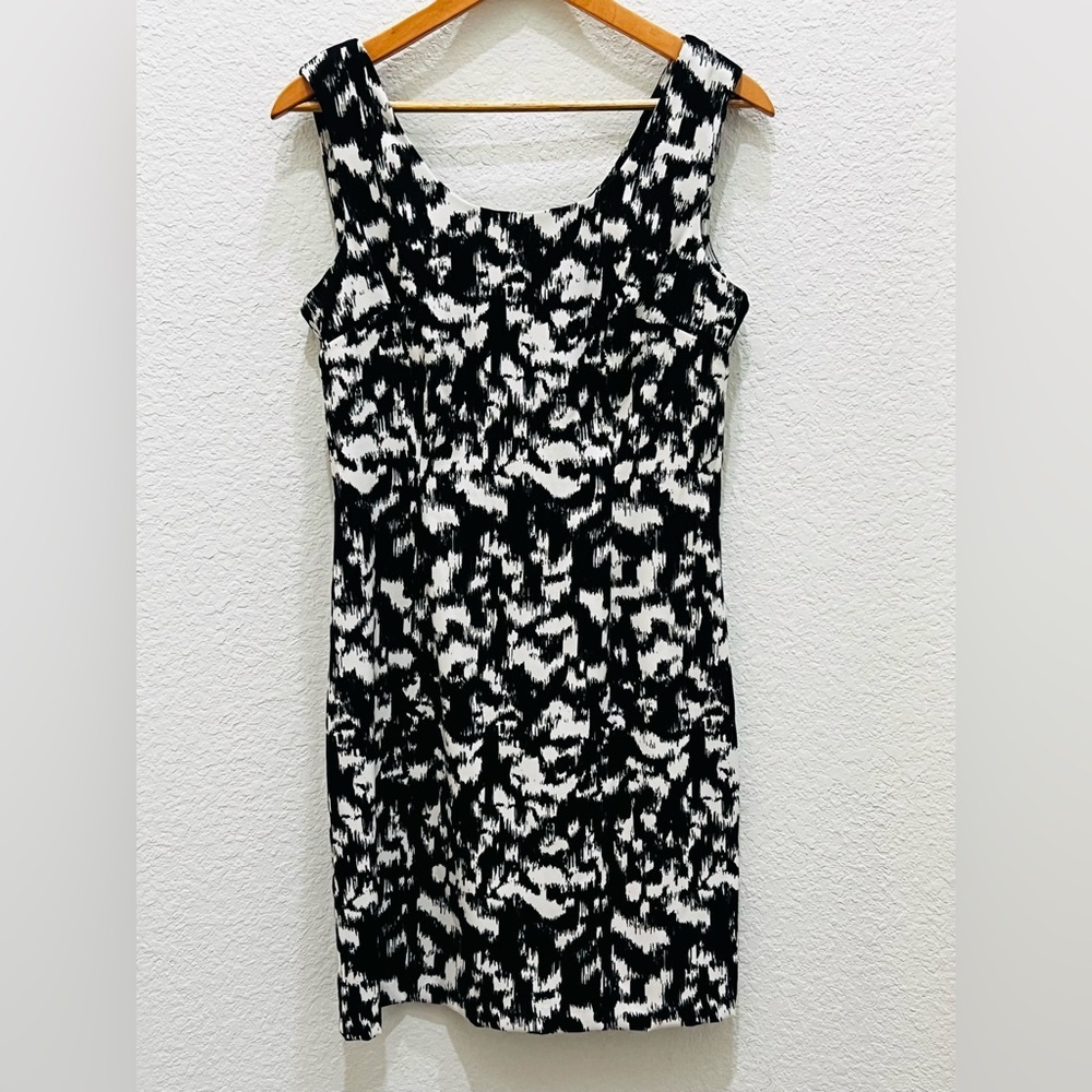 Connected Apparel Women’s Black & White Dress